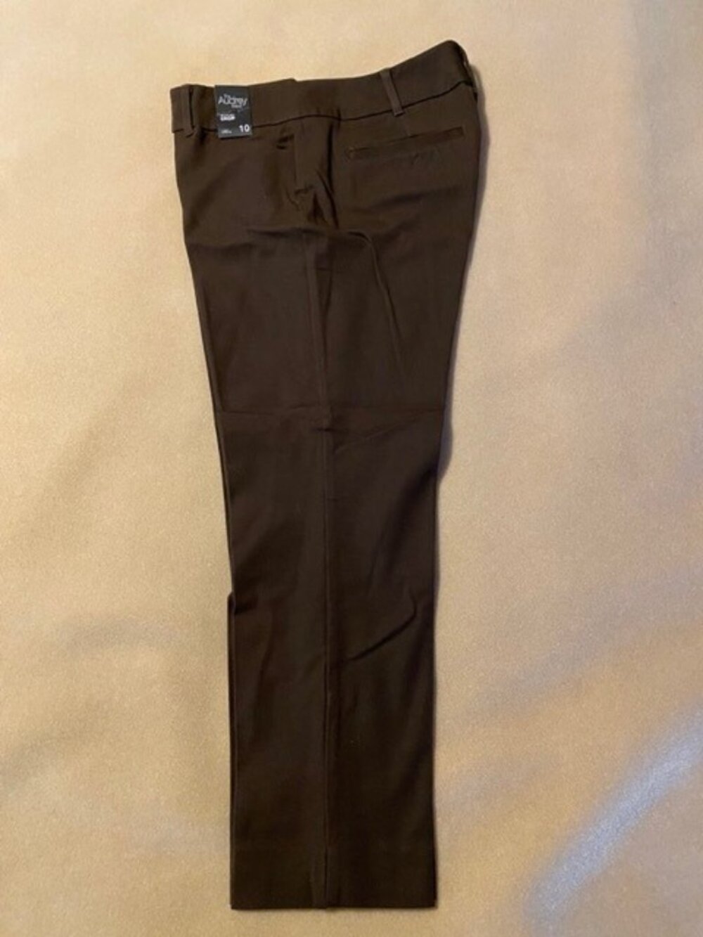 NY and CO Audrey Slim Leg Crop